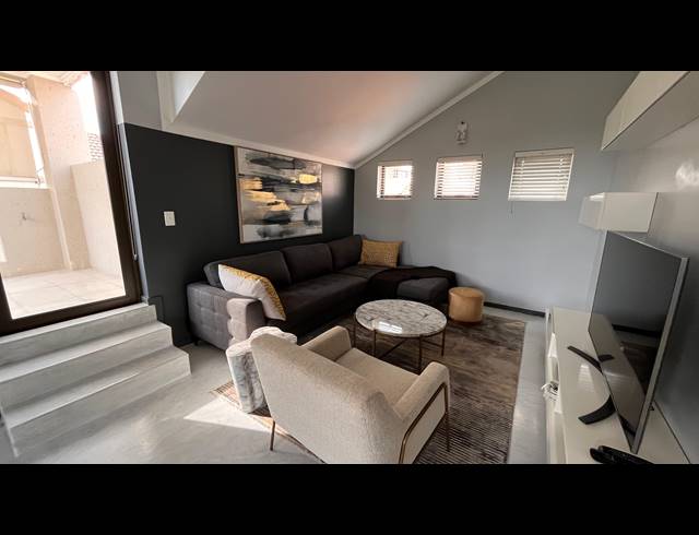 2 bed property to rent in BRYANSTON